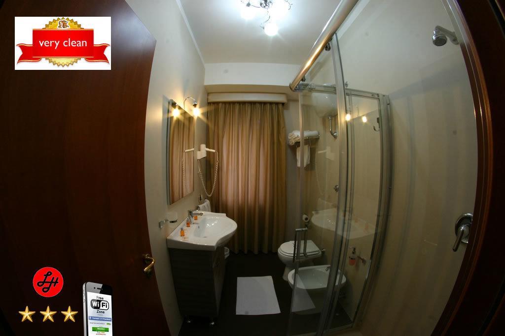 Hotel Luxor Casoria Extérieur photo