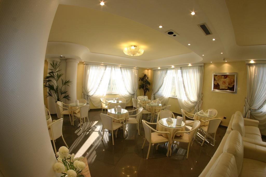 Hotel Luxor Casoria Extérieur photo