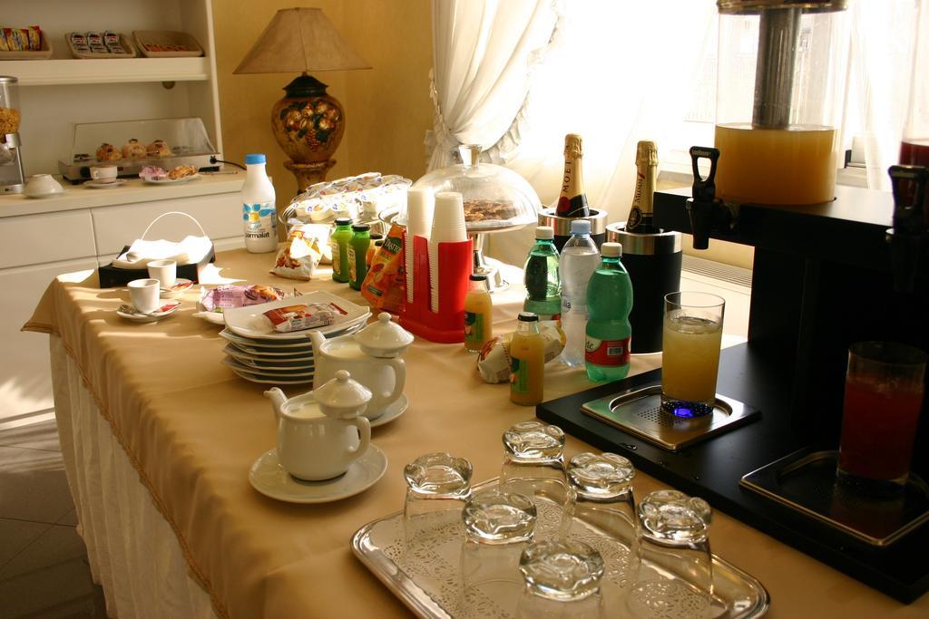 Hotel Luxor Casoria Extérieur photo
